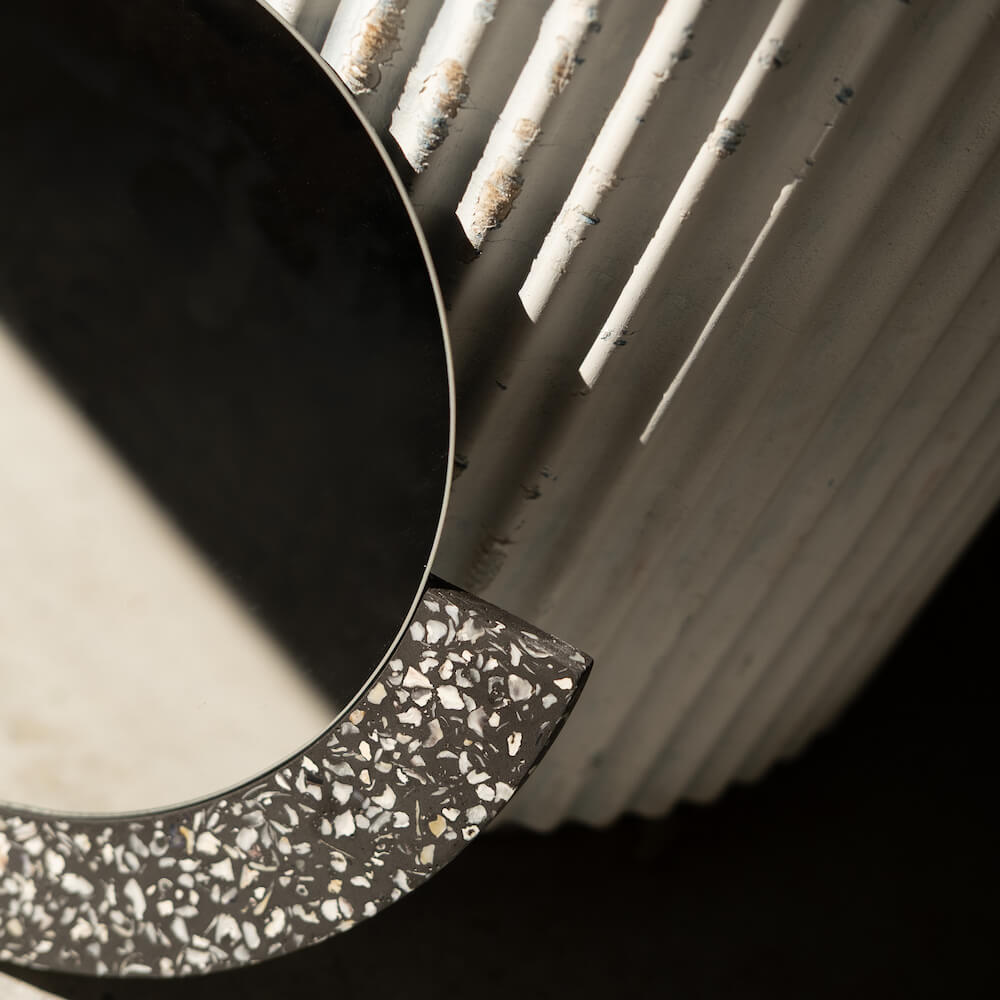 miroir loar demi-lune noir coquillages recycles malakio