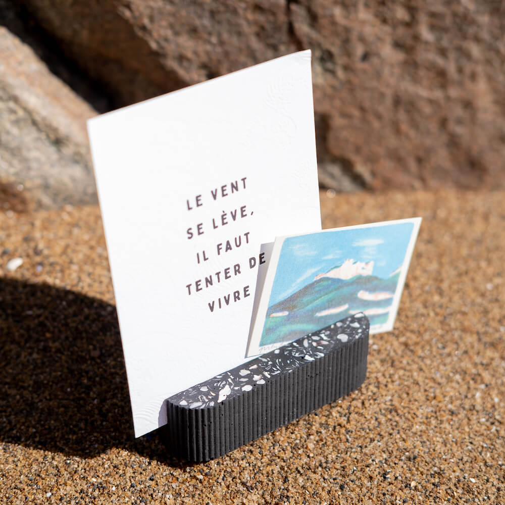 porte-photo colosse noir coquillages recycles malakio