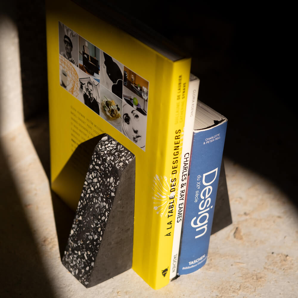 serre-livres helios noir coquillages recycles malakio