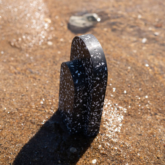 serre livres loar noir coquillages recycles malakio