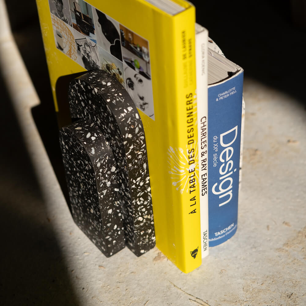 serre livres loar noir coquillages recycles malakio