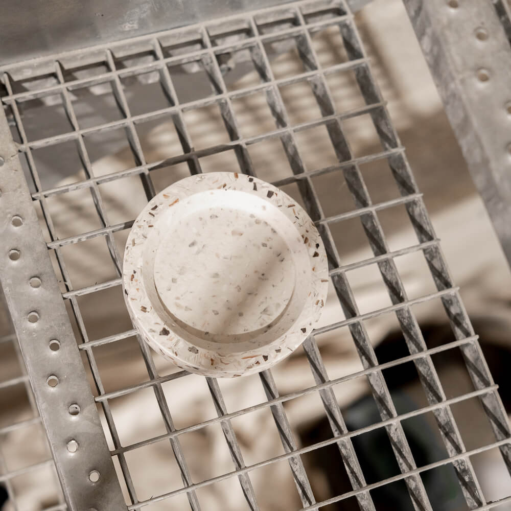 socle de bouteille helios blanc mixte coquillages recycles malakio