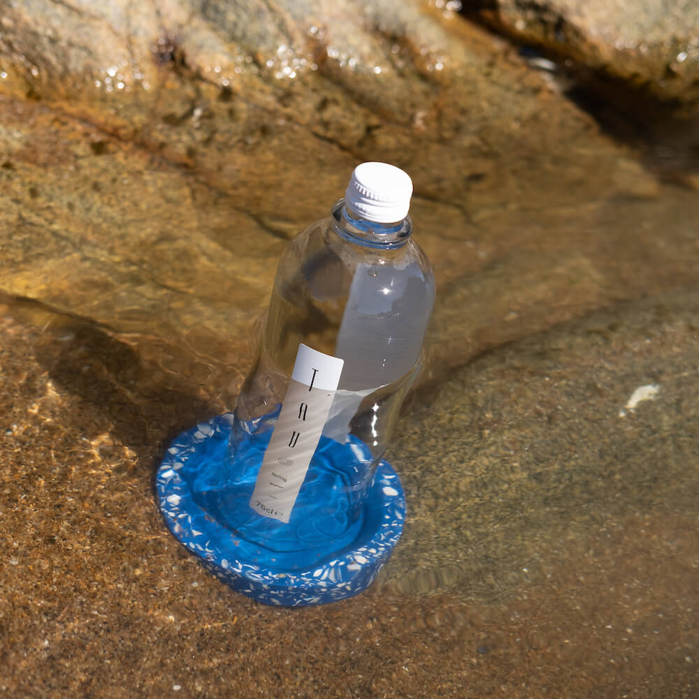 socle de bouteille helios bleu coquillages recycles malakio