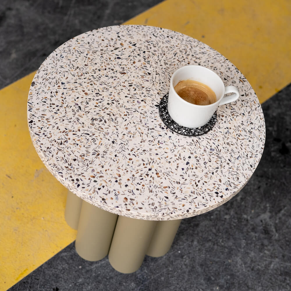 table d'appoint Octave metal coquillages recycles moules malakio resistub