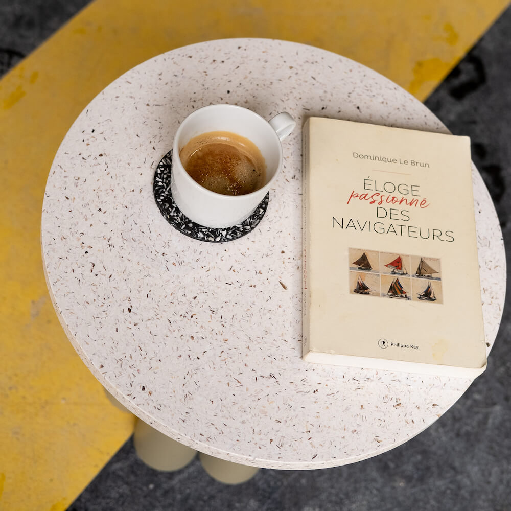 table d'appoint Octave metal coquillages recycles saint jacques malakio resistub