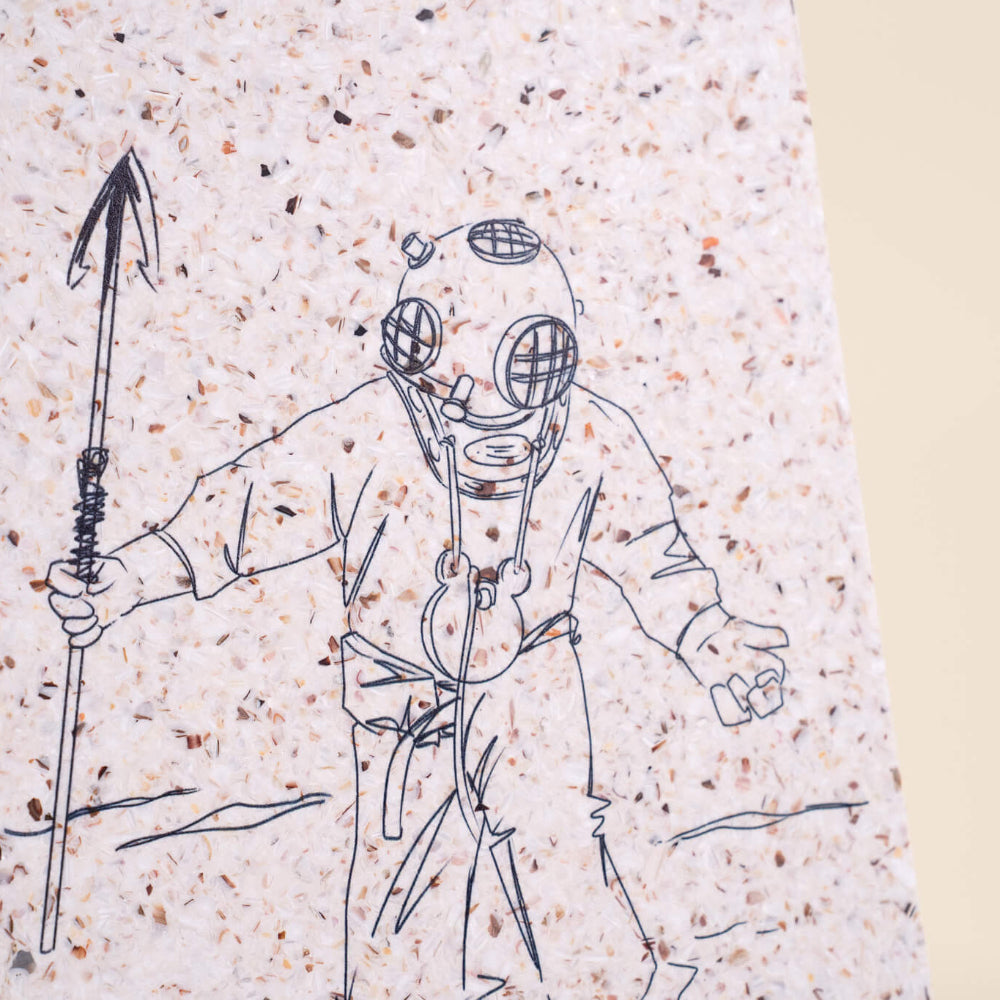 estampe malakio x le scaphandrier people blanc coquillages recycles malakio