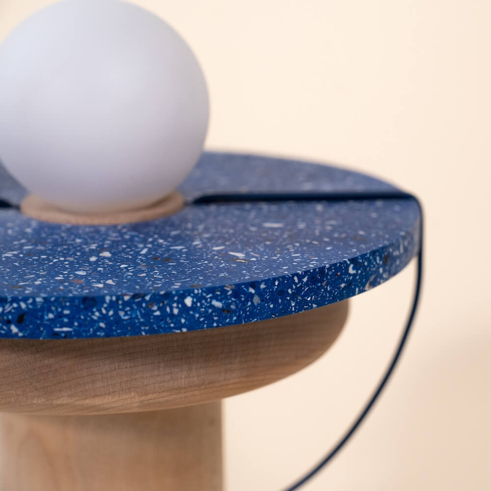 lampe MA01 chene bleu coquillages recycles malakio studio ammo