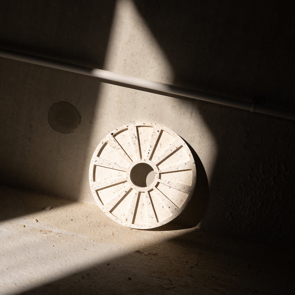 plateau a huitres helios la douzaine blanc mixte coquillages recycles malakio