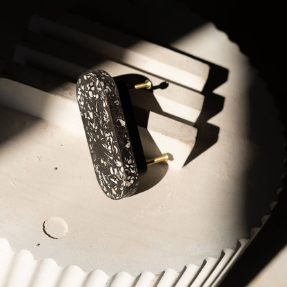 poignee de meuble loar noir coquillages recycles malakio