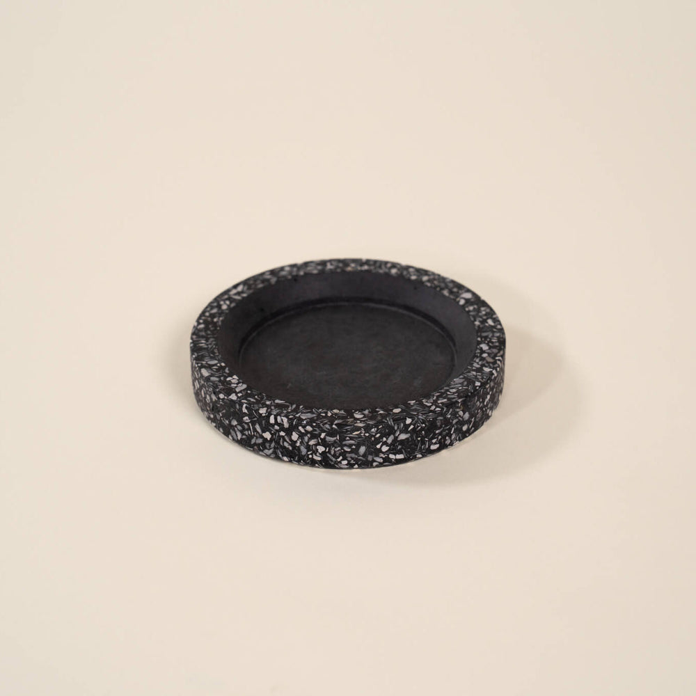 socle bouteille helios noir coquillages recycles malakio