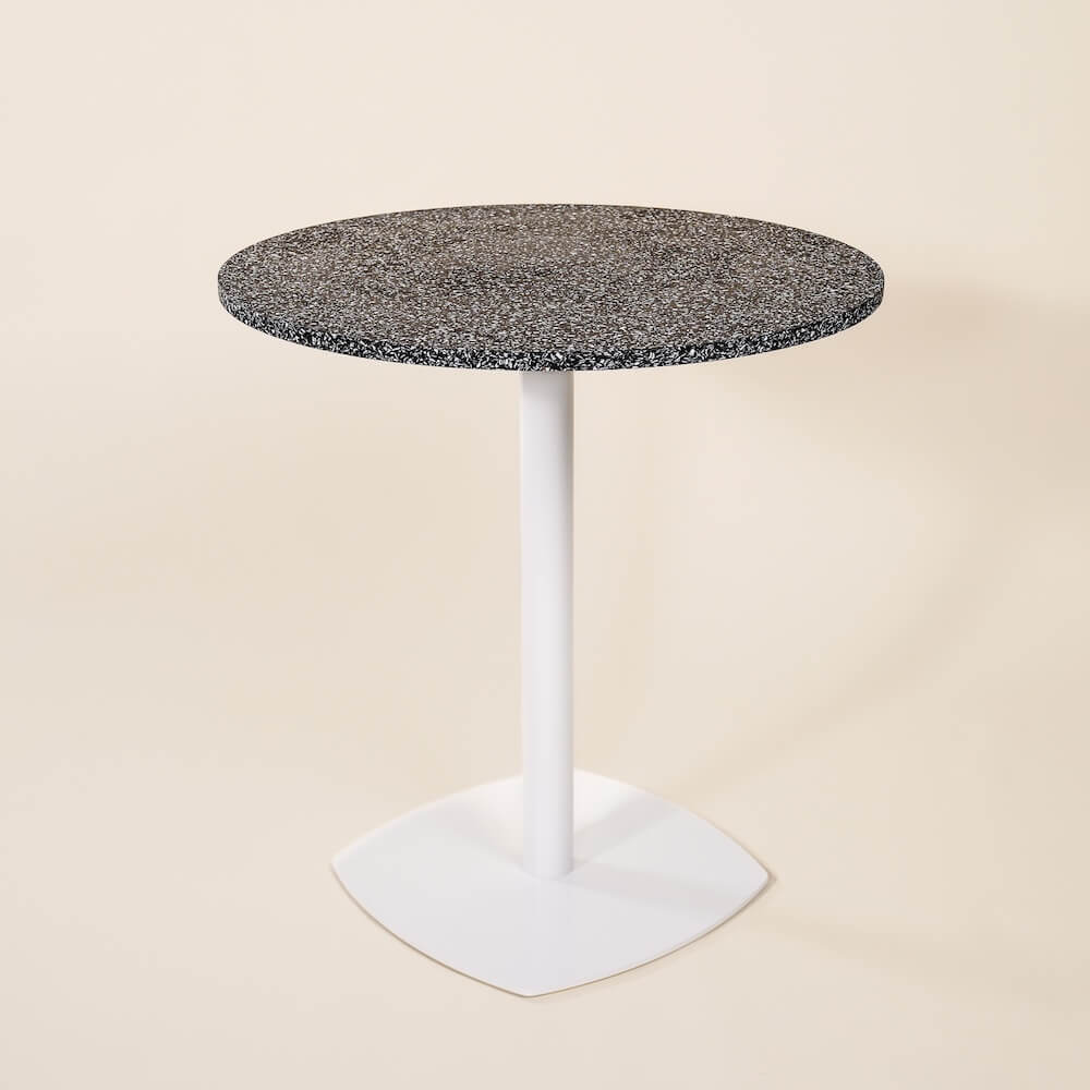 table bistrot iroise noir coquillages recycles malakio