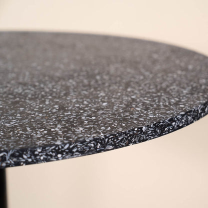 table bistrot iroise noir coquillages recycles malakio